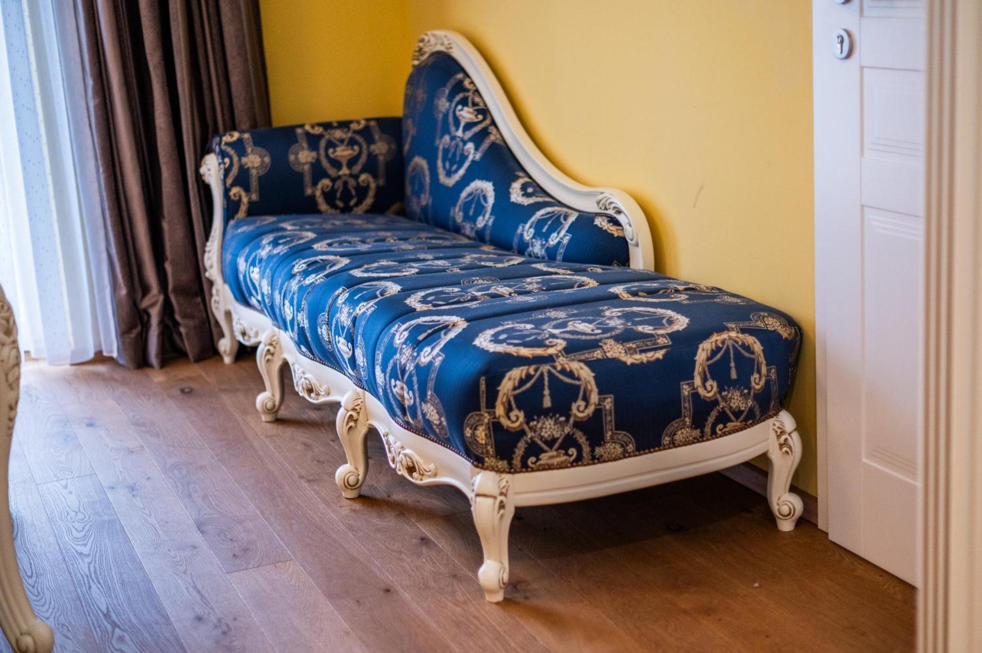 Vulkan Residenz Hotel I Self Check-In Schwarzautal エクステリア 写真
