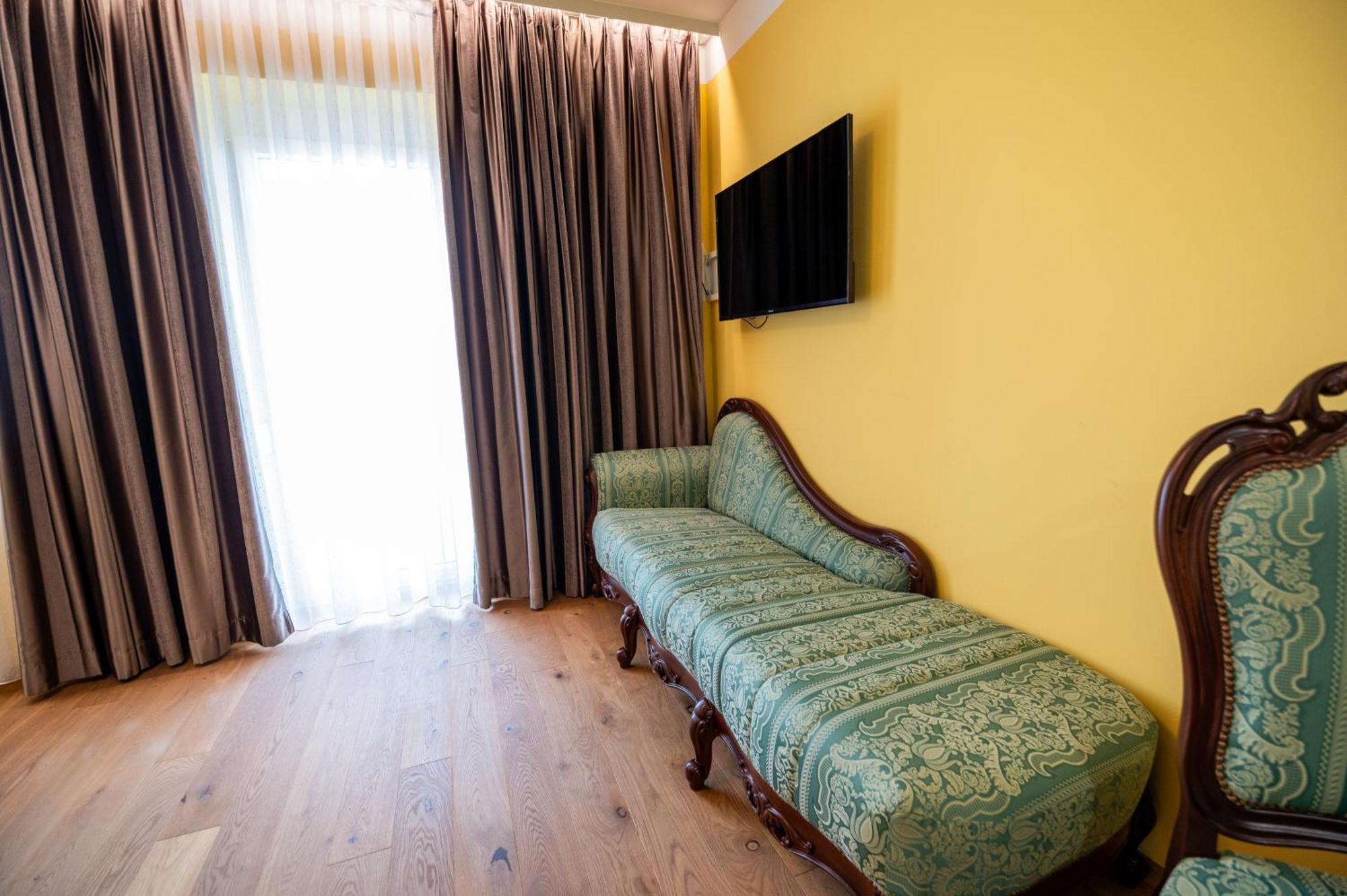 Vulkan Residenz Hotel I Self Check-In Schwarzautal 部屋 写真