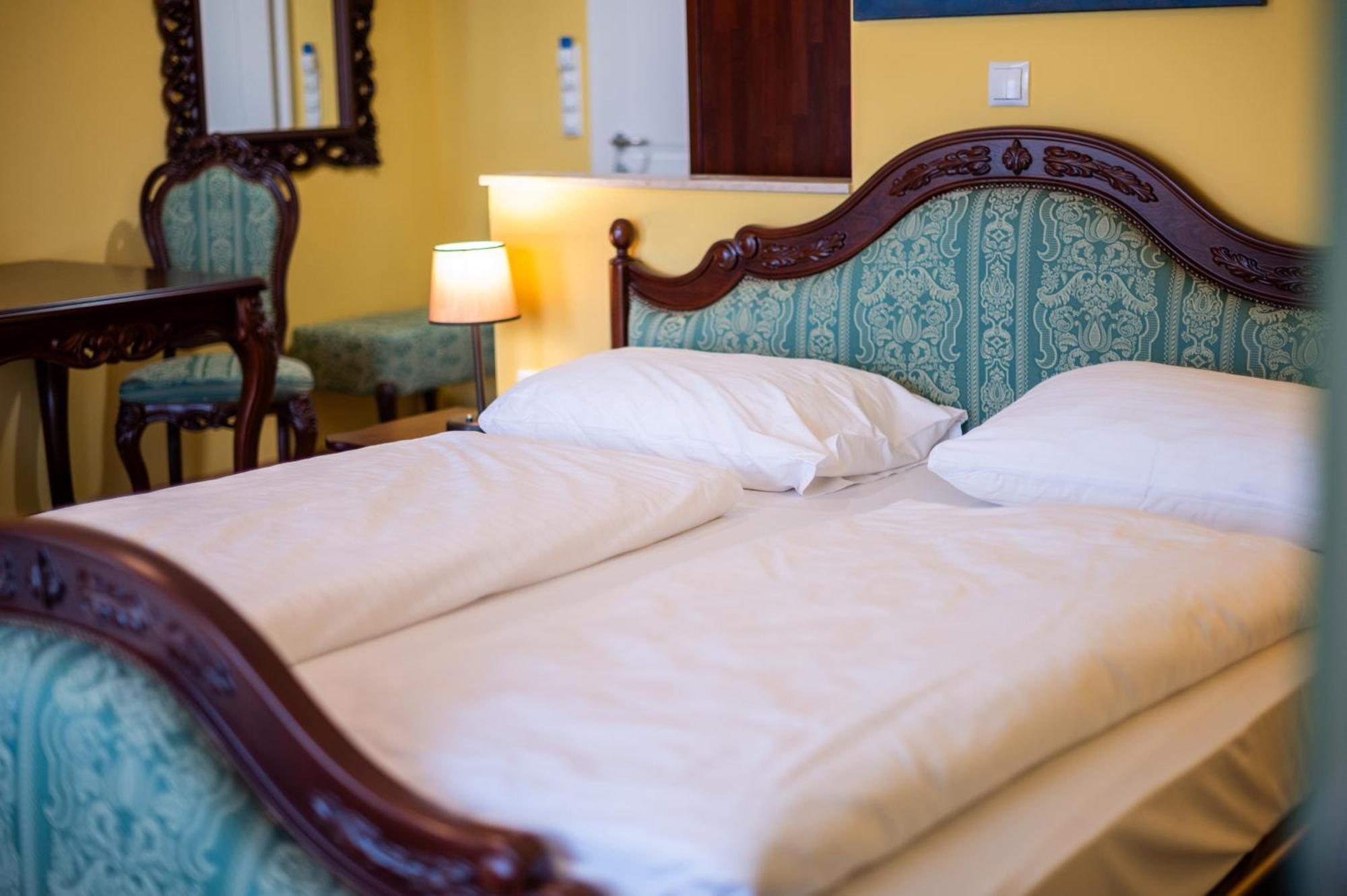 Vulkan Residenz Hotel I Self Check-In Schwarzautal 部屋 写真